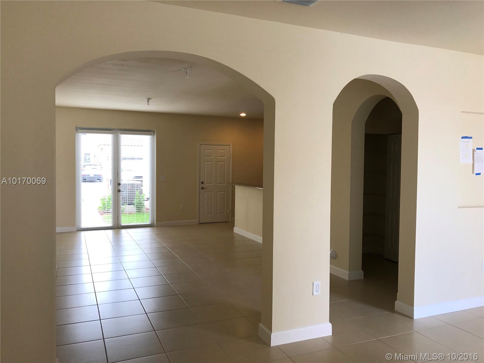 Kendall Commons Twnhms - Residential Lease