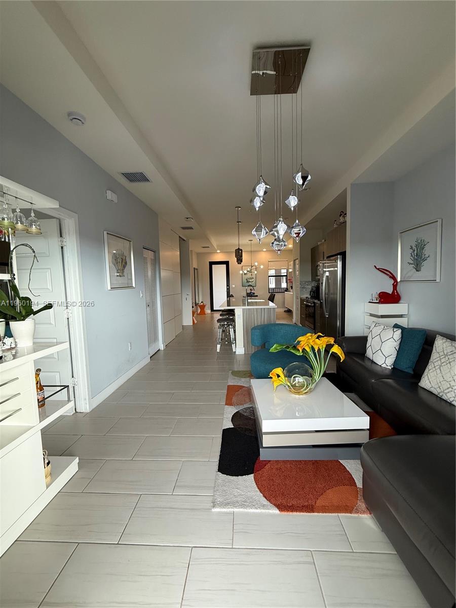 APEX AT PARK CENTRAL COND - Residential Lease