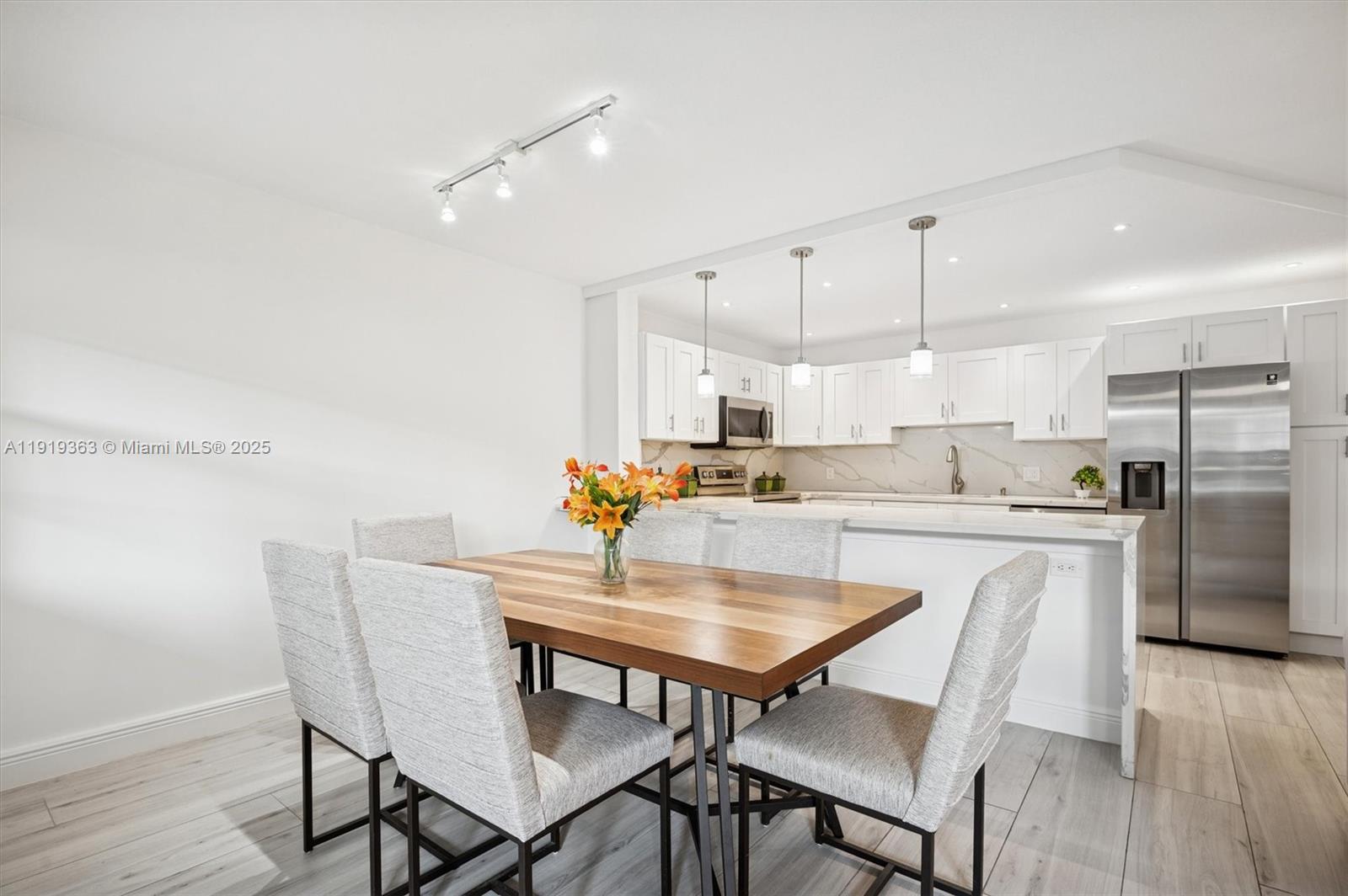 BUCKINGHAM EAST AT CENTUR - Residential