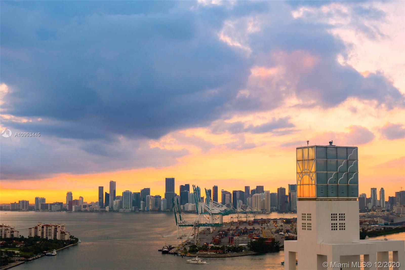 CONTINUUM ON SOUTH BEACH - Residential