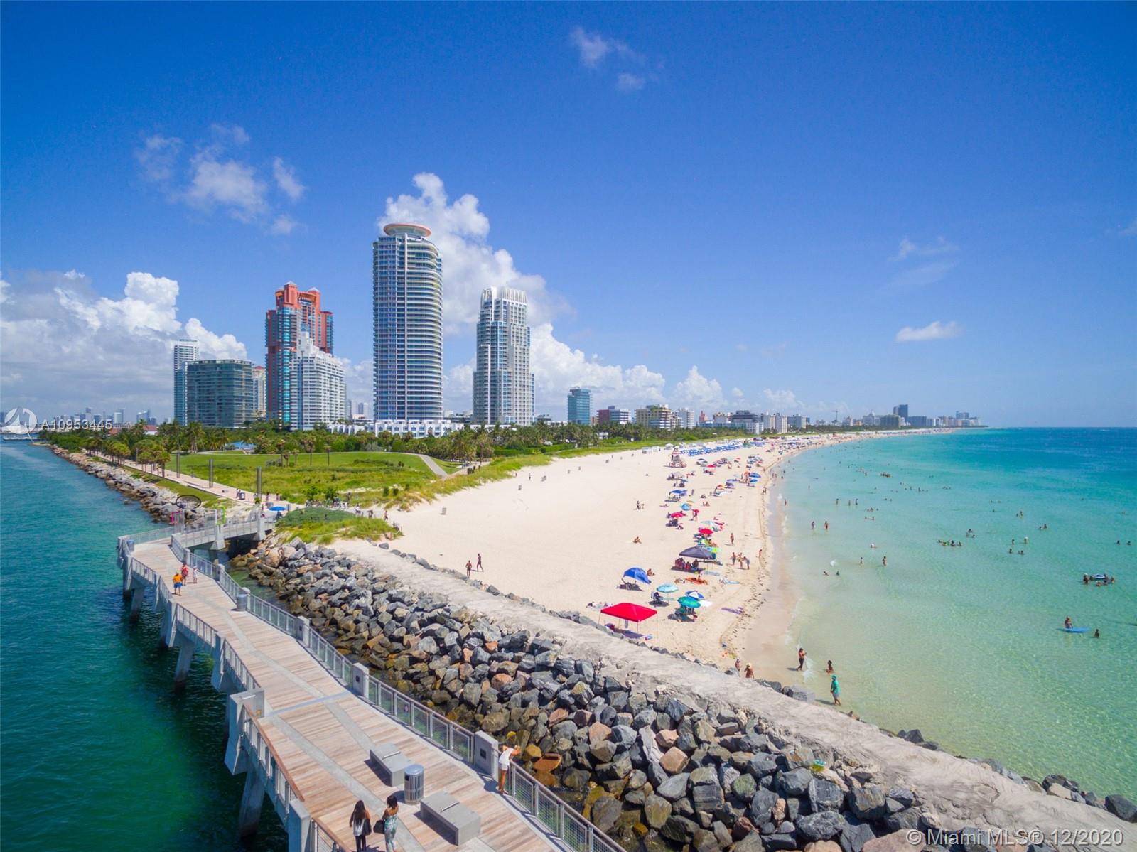 CONTINUUM ON SOUTH BEACH - Residential
