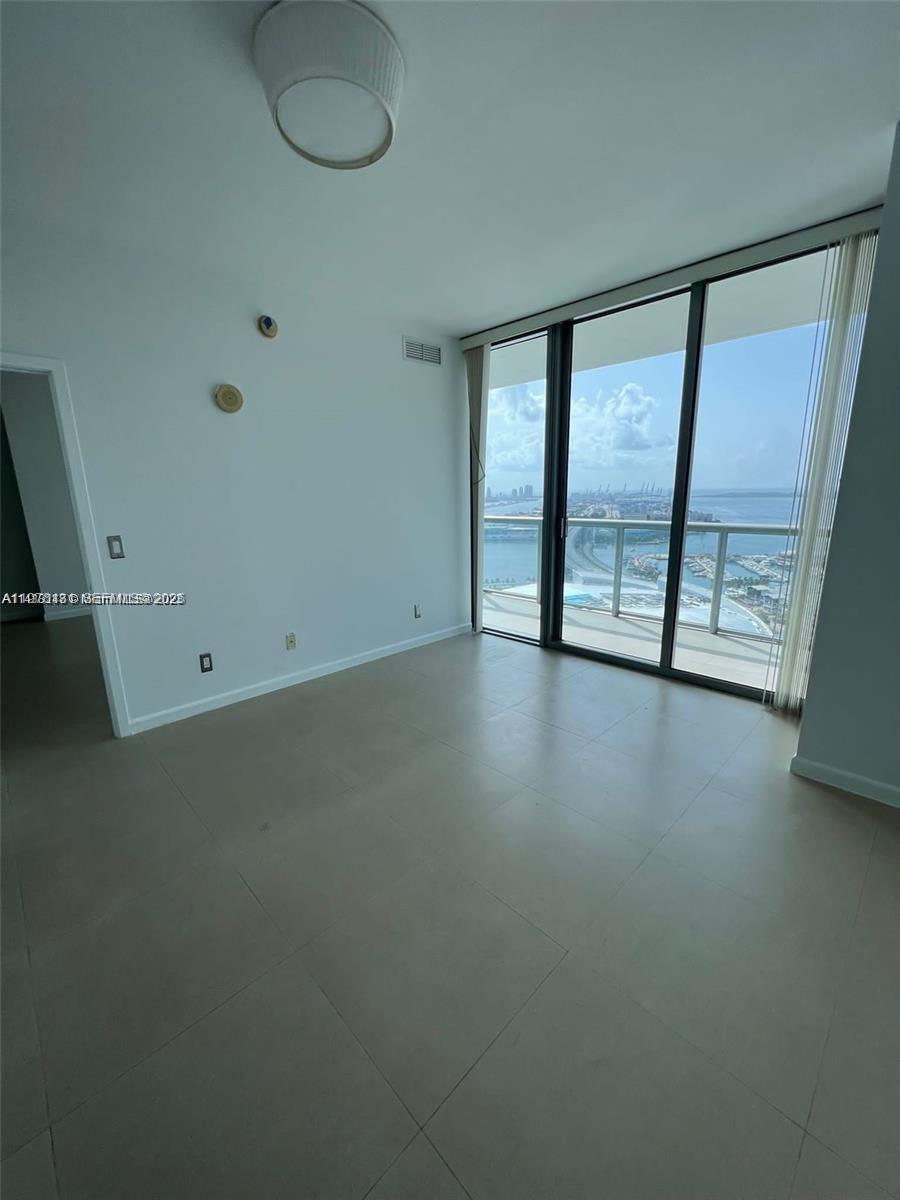 MARINABLUE CONDO - Residential Lease