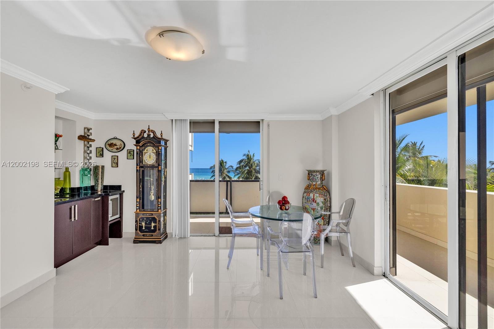 THE GEORGIAN CONDO - Residential Lease