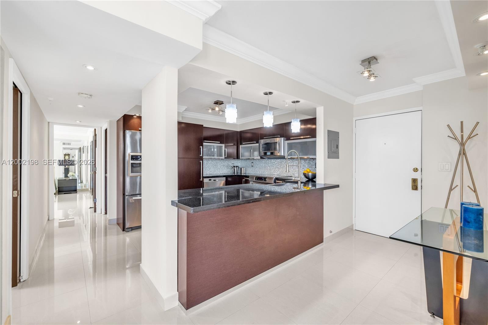 THE GEORGIAN CONDO - Residential Lease