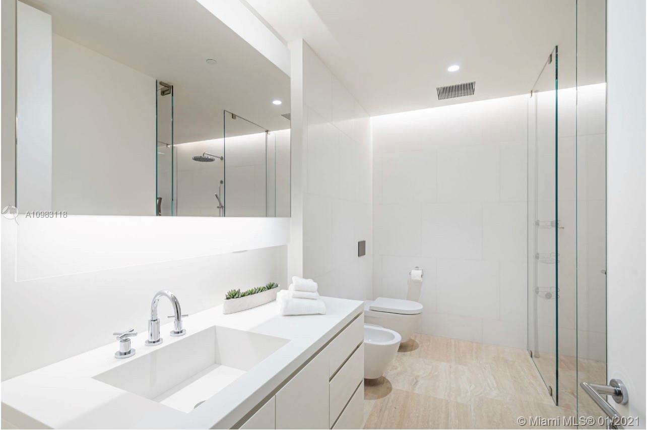 SURF CLUB CONDO - Residential