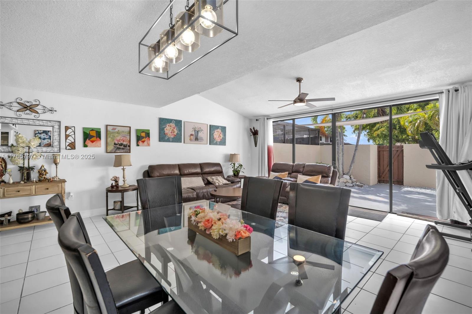 CALUSA POINT - Residential