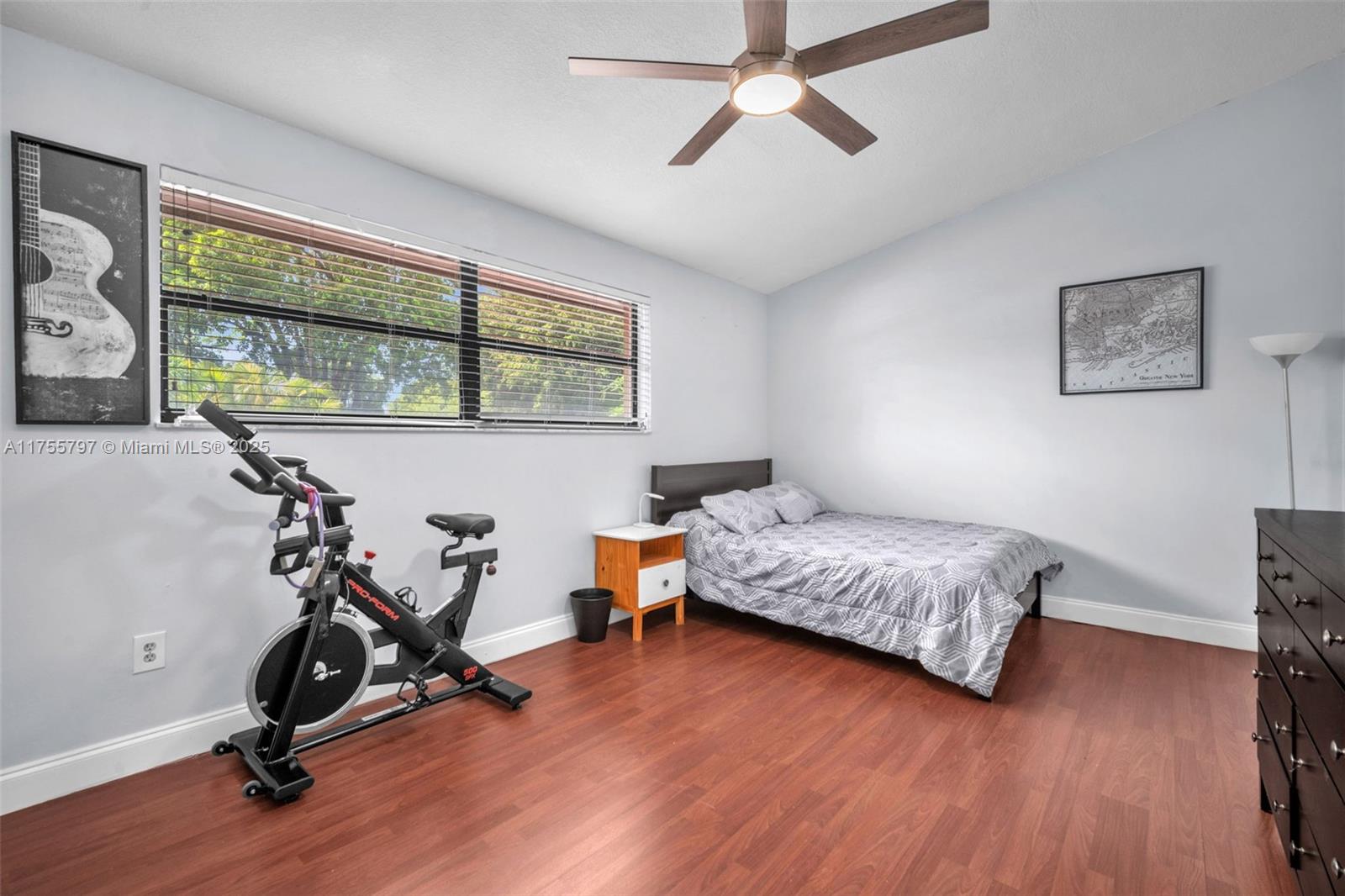 CALUSA POINT - Residential