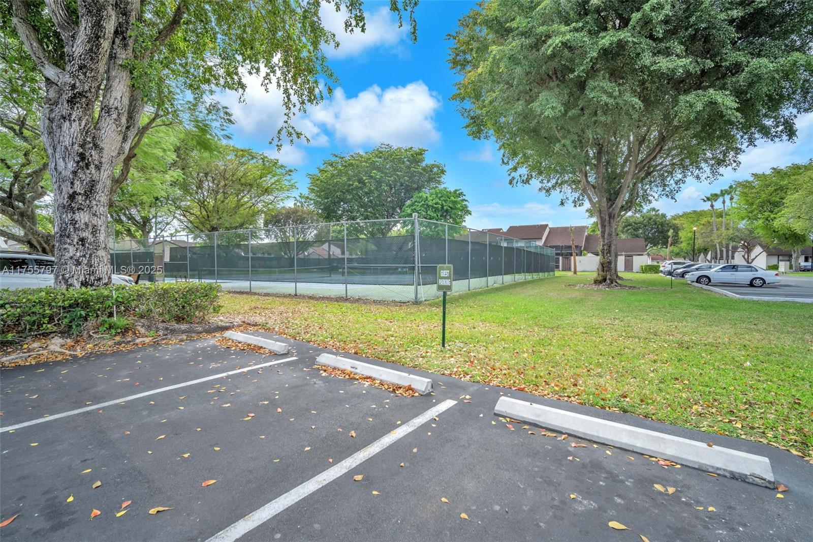 CALUSA POINT - Residential