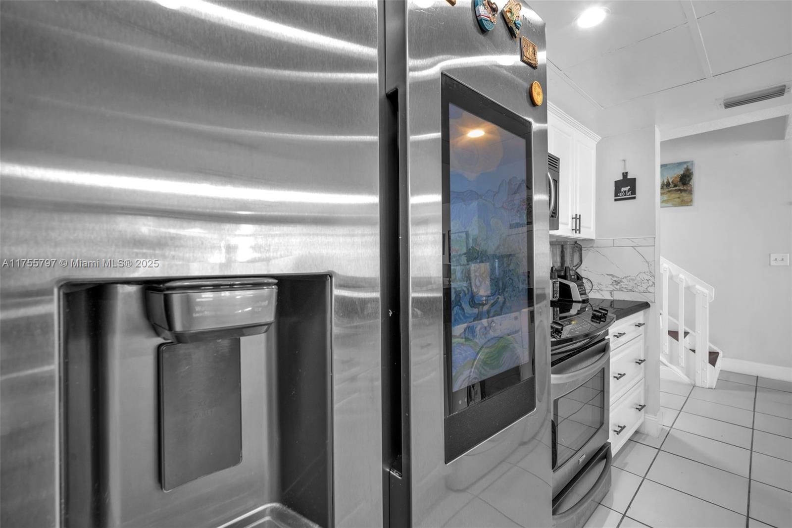 CALUSA POINT - Residential