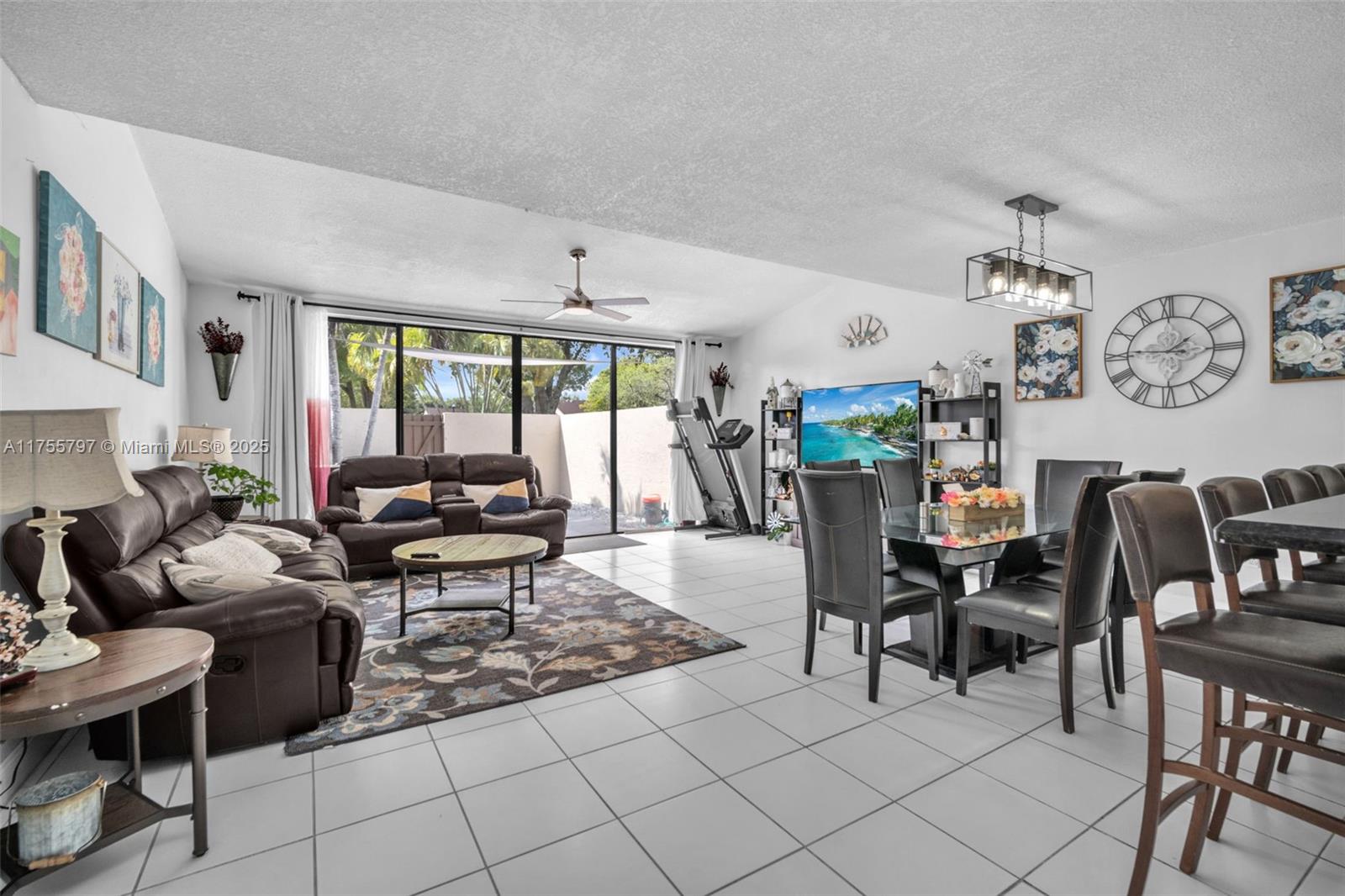 CALUSA POINT - Residential