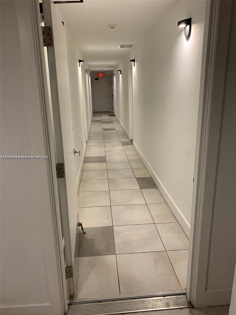 THE ABBOTT CONDO - Residential