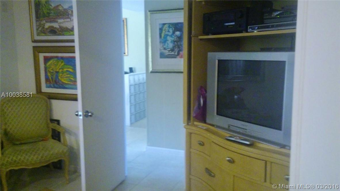 Plum At Boca Pointe Condo - Residential Lease