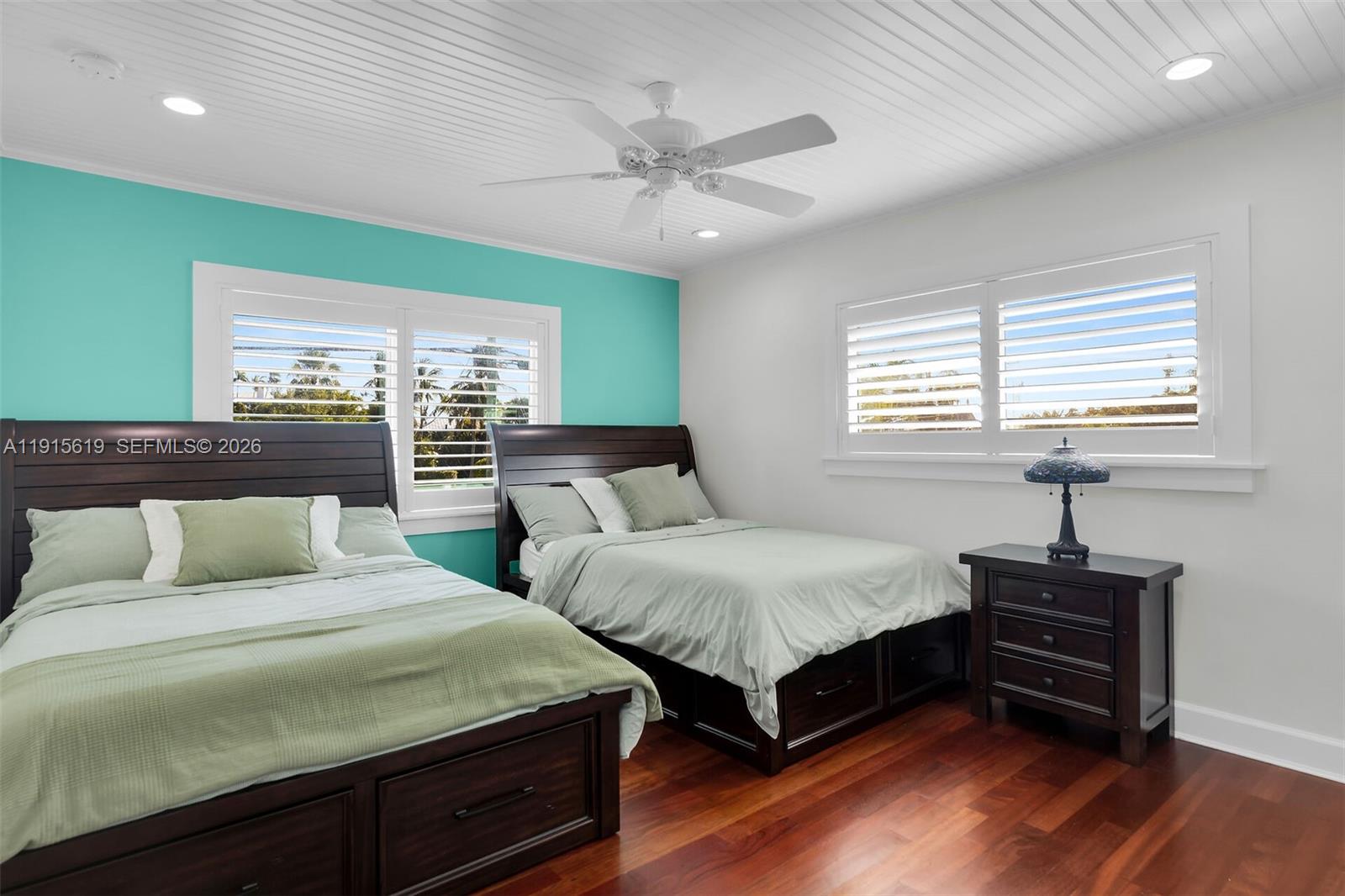 PLANTATION ISLAND - Residential