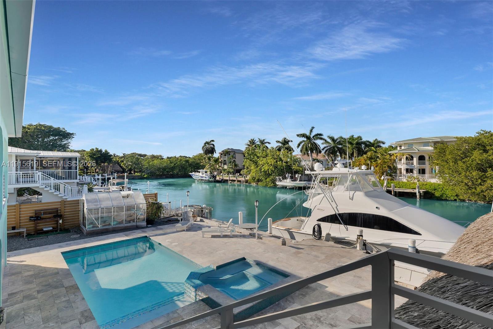 PLANTATION ISLAND - Residential