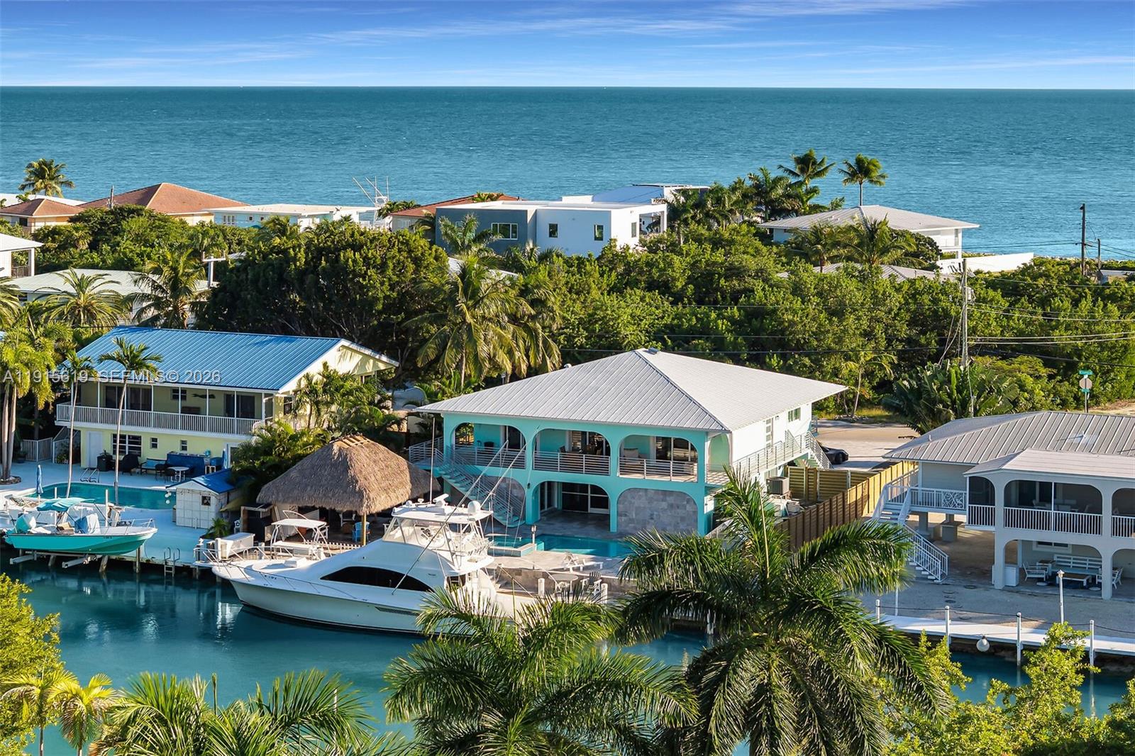 PLANTATION ISLAND - Residential