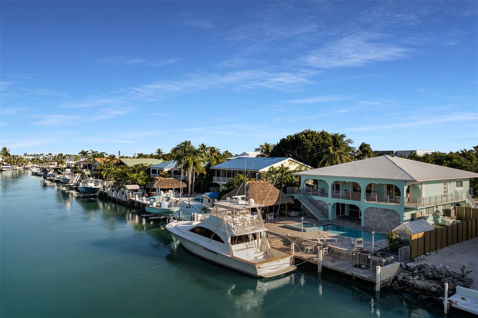 PLANTATION ISLAND - Residential