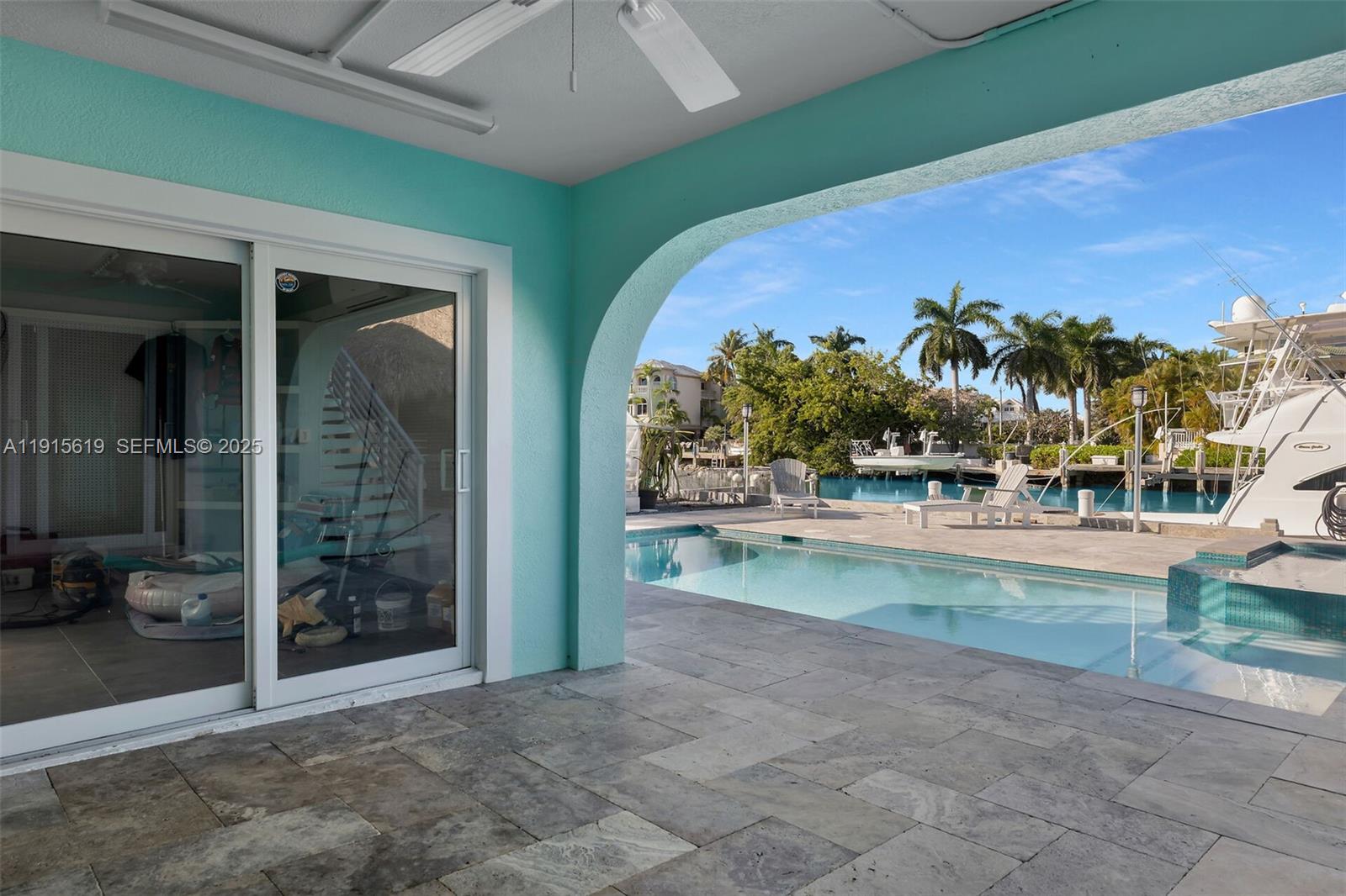 PLANTATION ISLAND - Residential