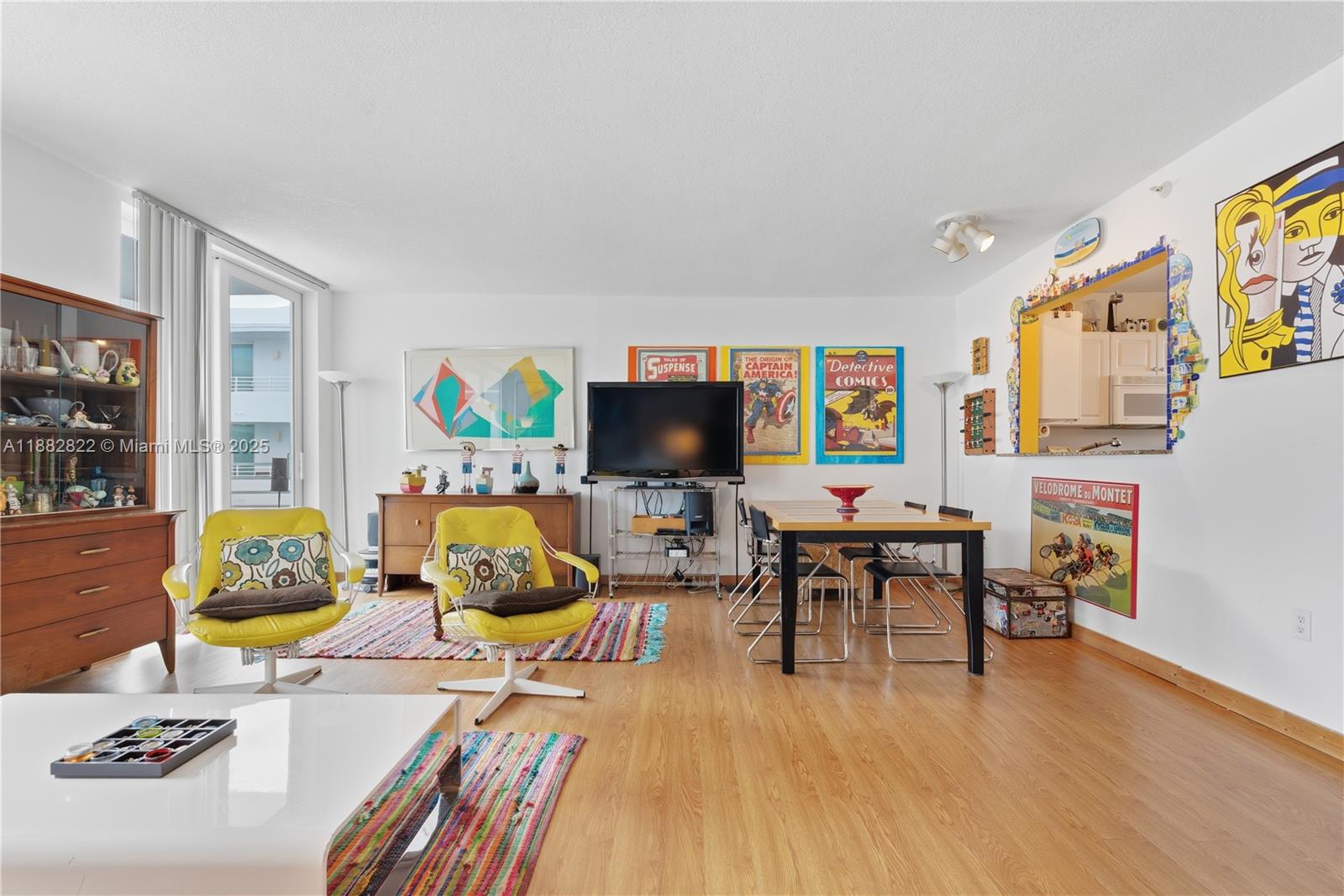 ROND POINT CONDO - Residential