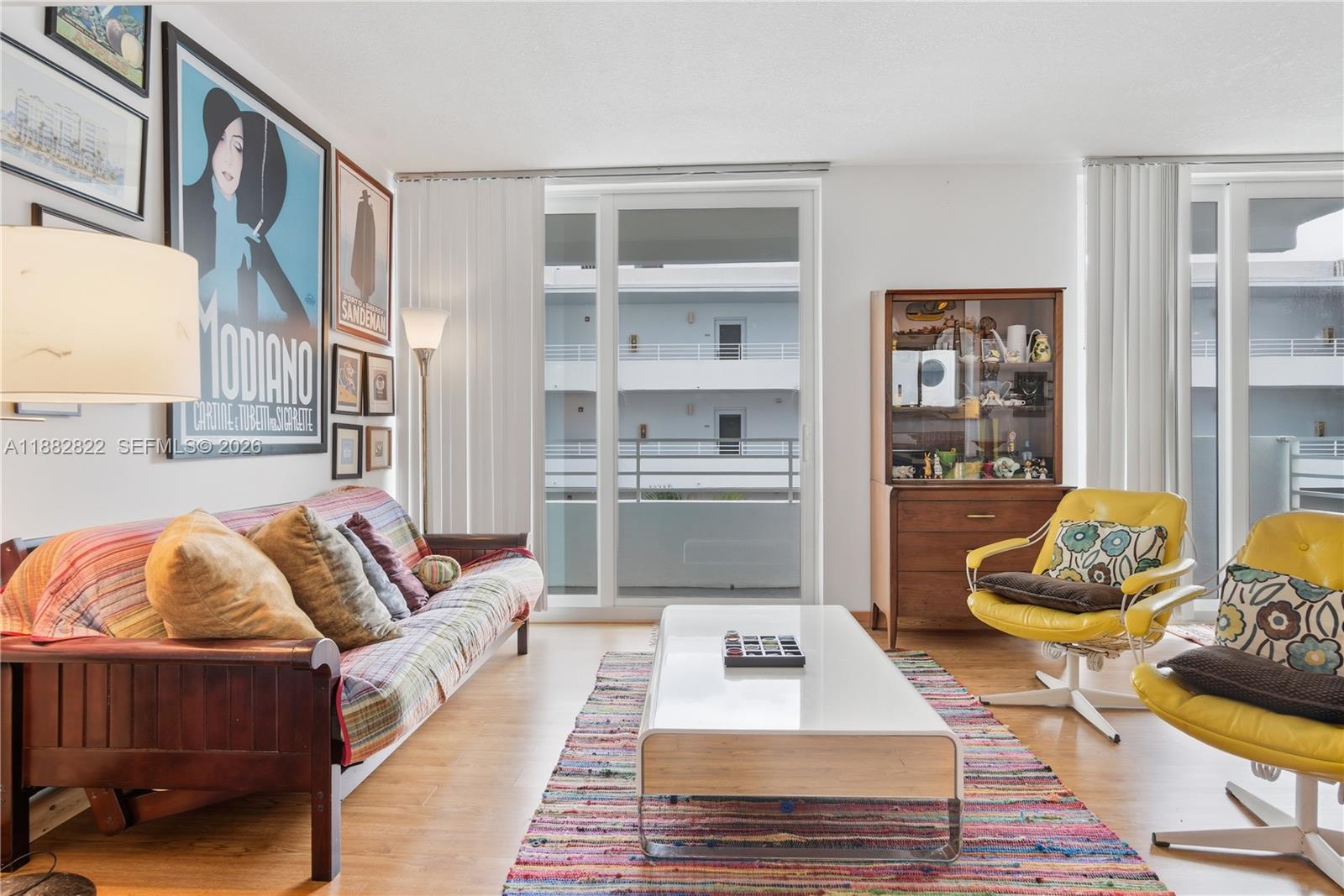 ROND POINT CONDO - Residential