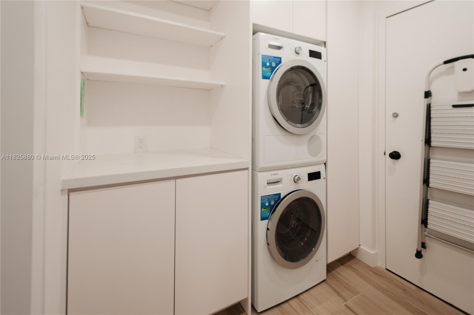 TOWERS OF KEY BISCAYNE CO - Residential Lease