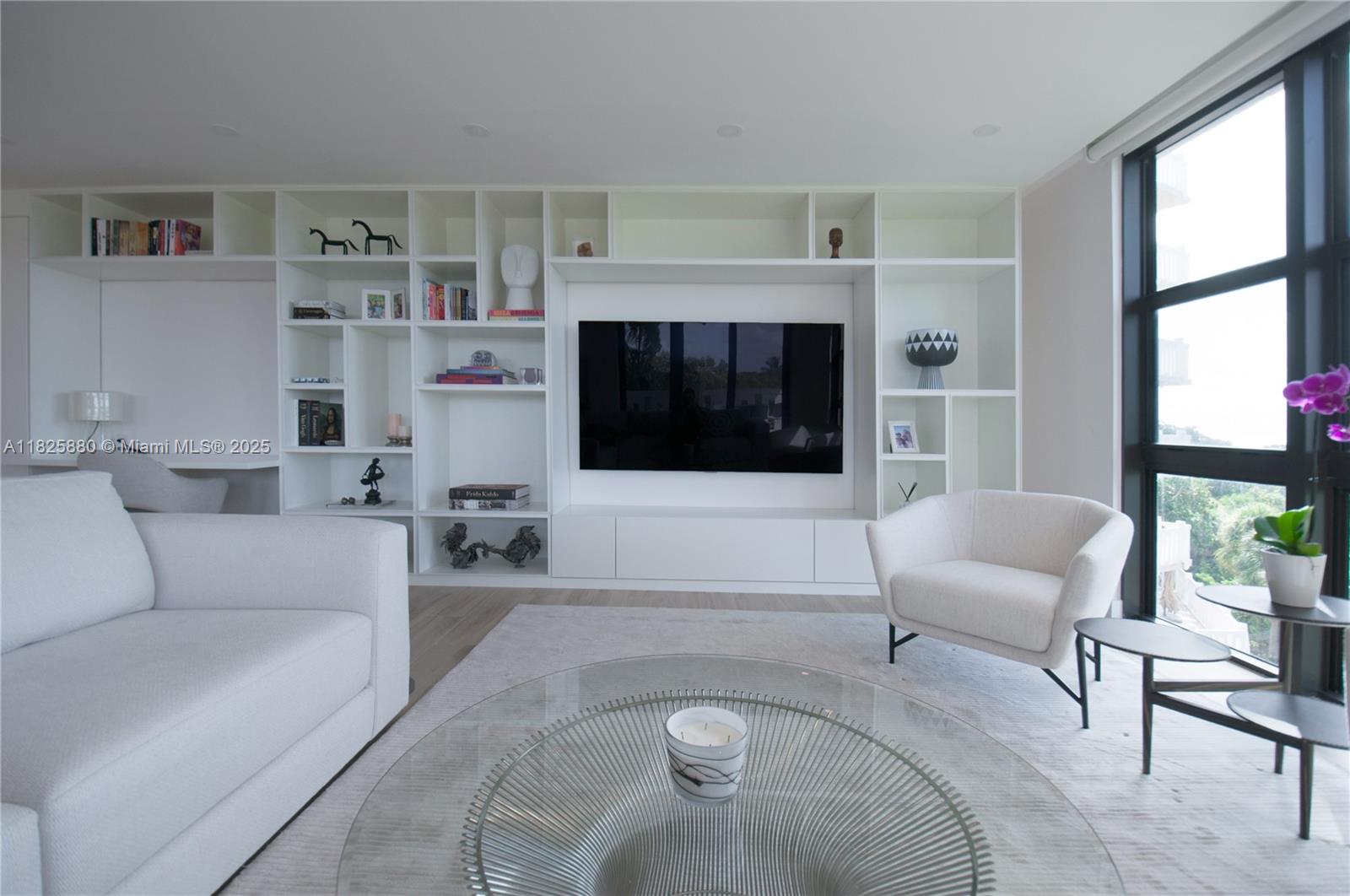 TOWERS OF KEY BISCAYNE CO - Residential Lease