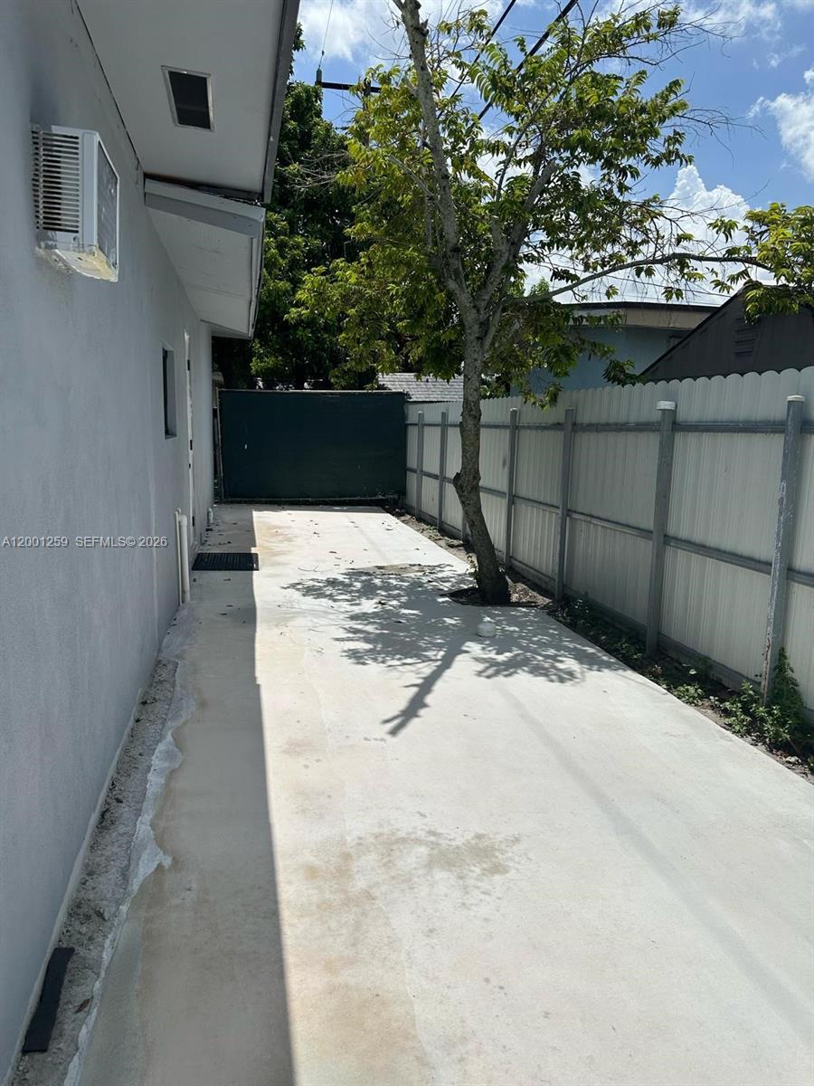 CRAVERO CLOVERLEAF ESTATE - Residential