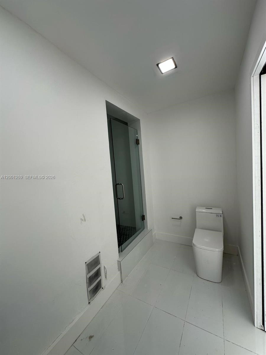 CRAVERO CLOVERLEAF ESTATE - Residential