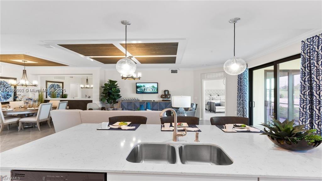 The National Golf & Coun t - Residential