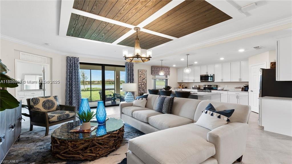 The National Golf & Coun t - Residential