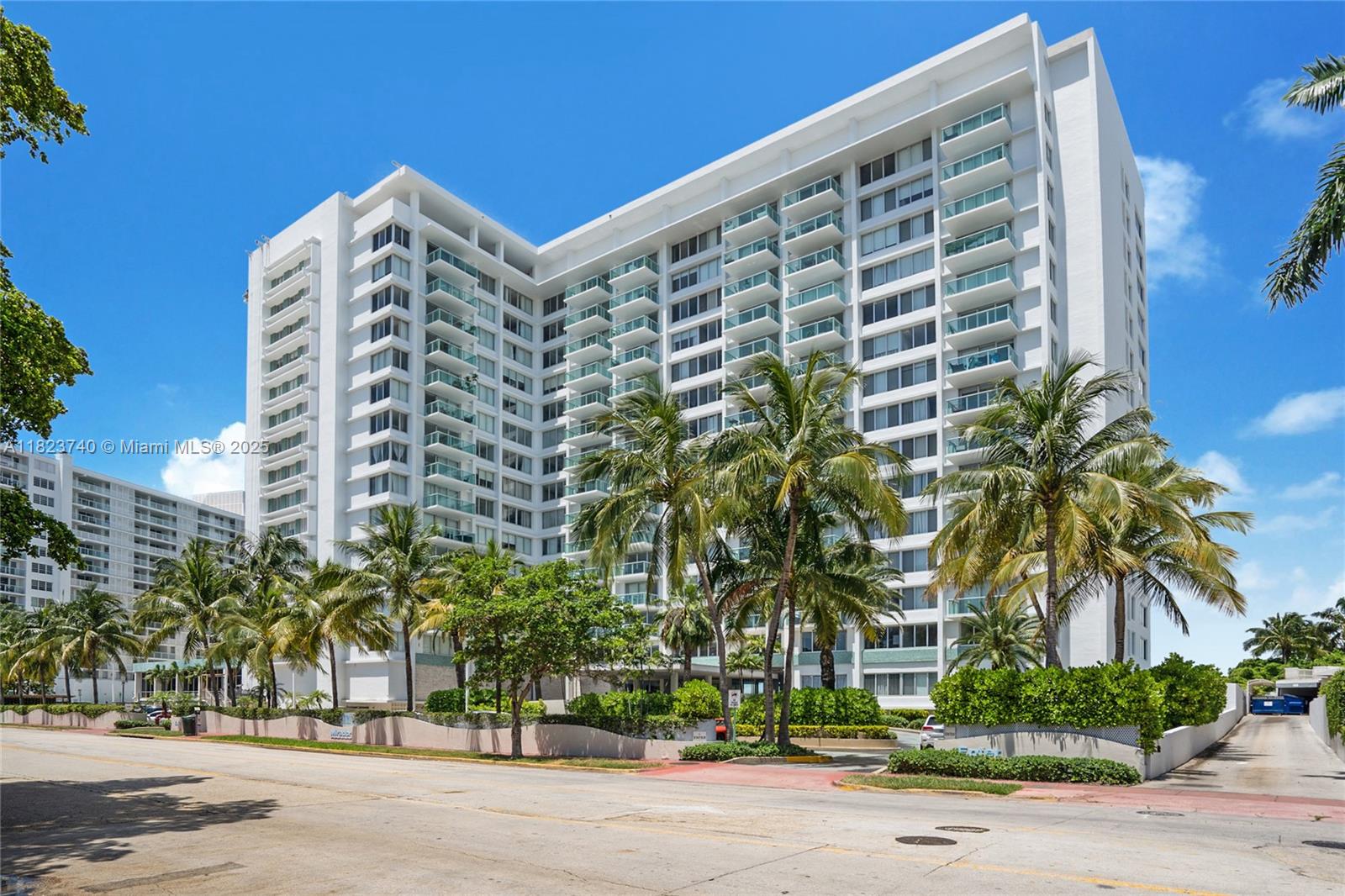 Rental Property at 1000 West Ave 630, Miami Beach, Miami-Dade County, Florida - Bathrooms: 1  - $2,500 MO.