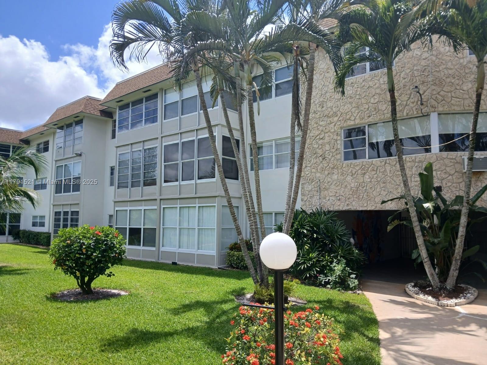 Property for Sale at 4805 Nw 35th St 610, Lauderdale Lakes, Broward County, Florida - Bedrooms: 1 
Bathrooms: 1  - $100,000