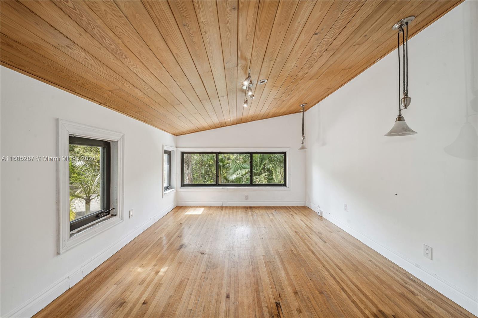 DEVONWOOD - Residential