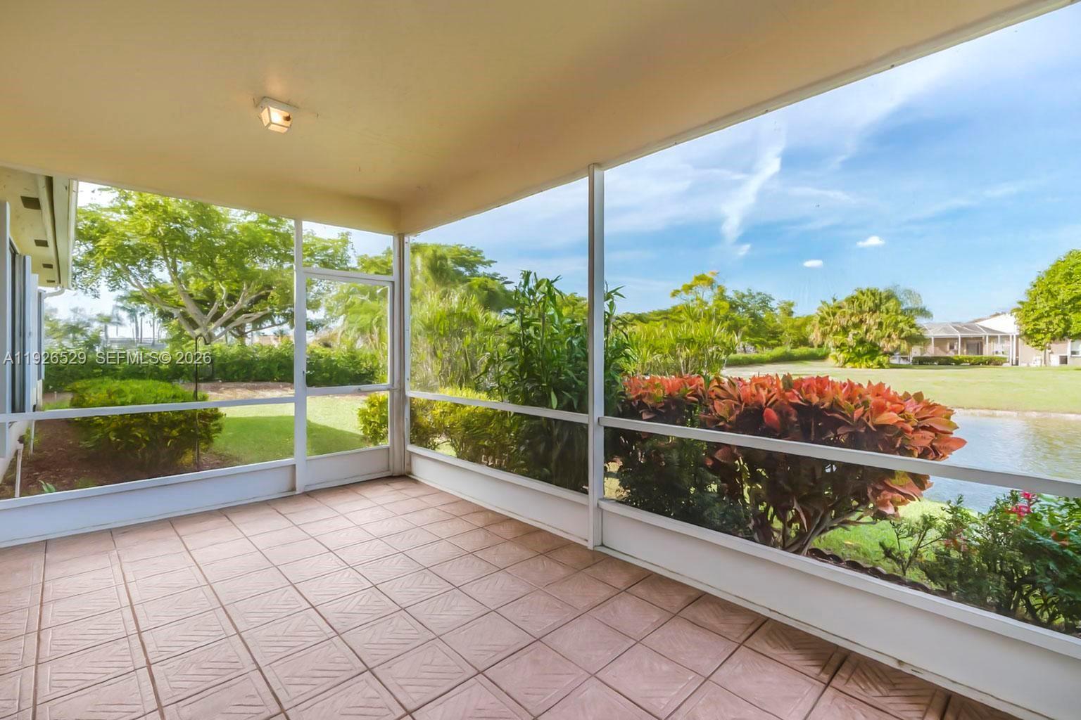 BOCA WINDS PAR E - Residential