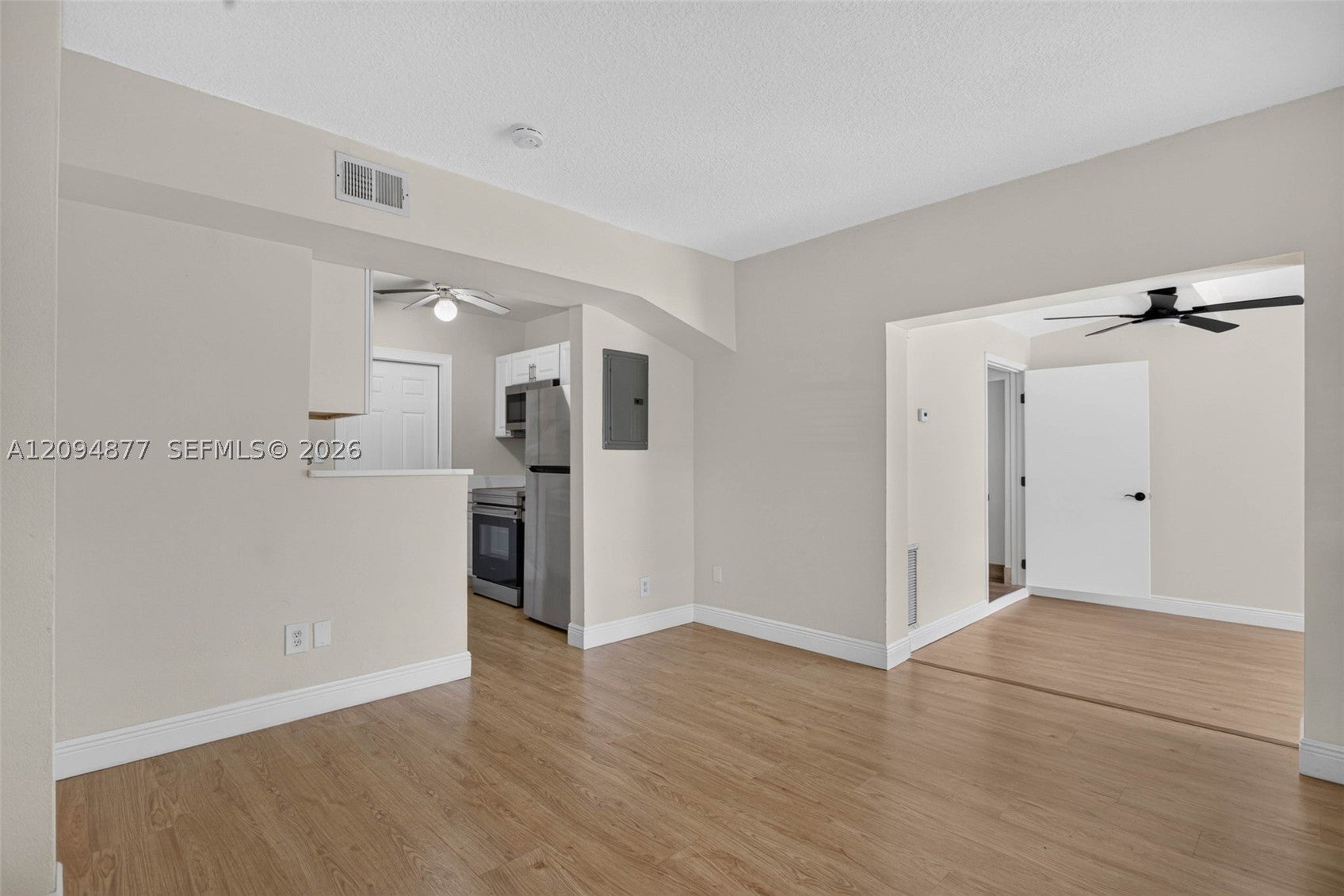 5197 NE 14th Ave