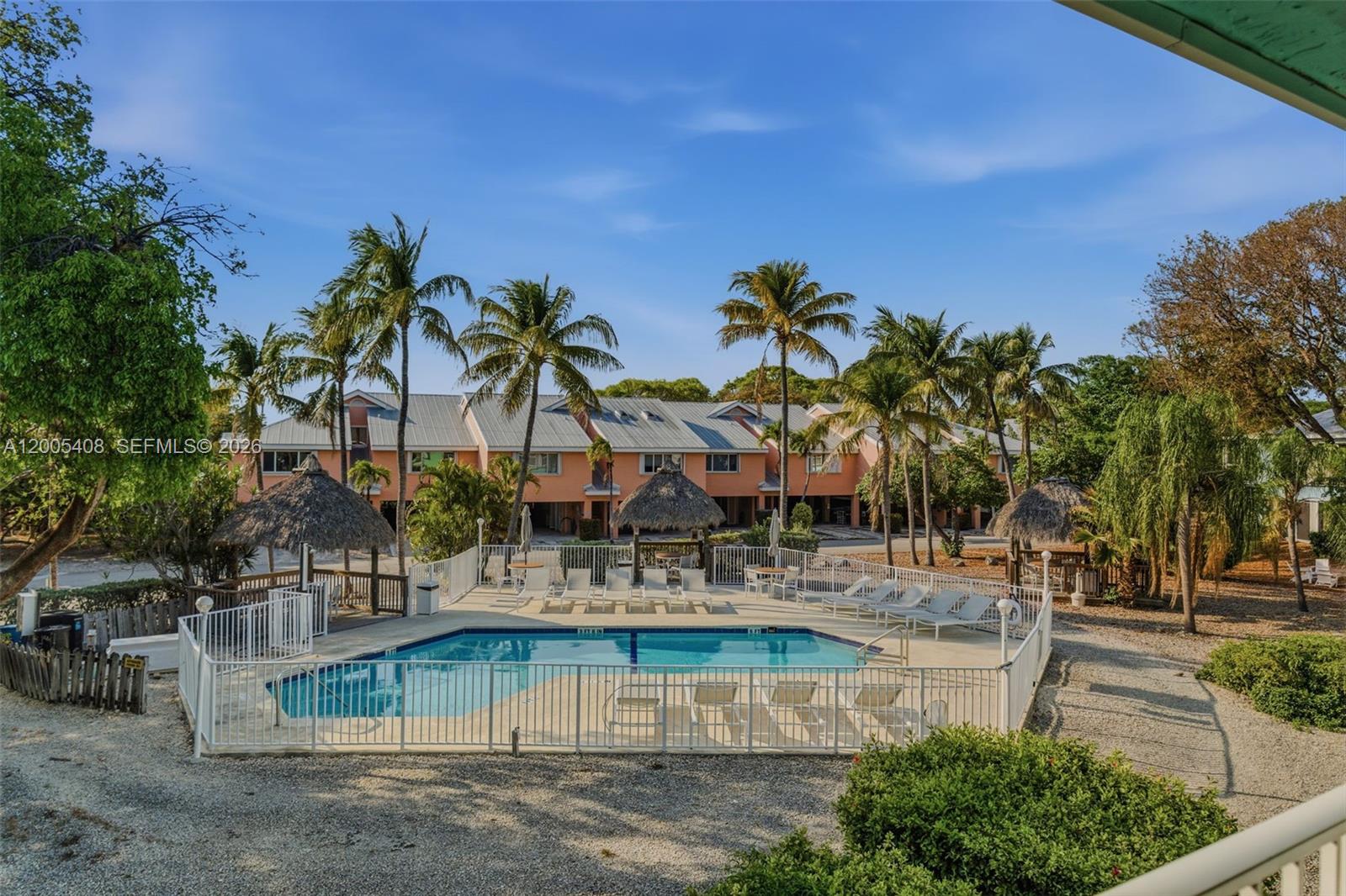 LANDINGS OF LARGO II - Residential