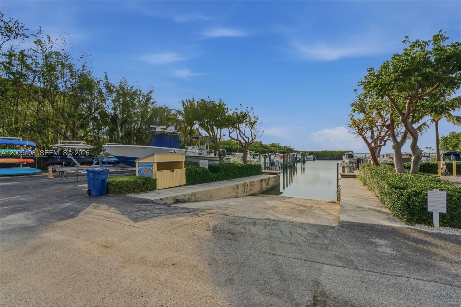 LANDINGS OF LARGO II - Residential