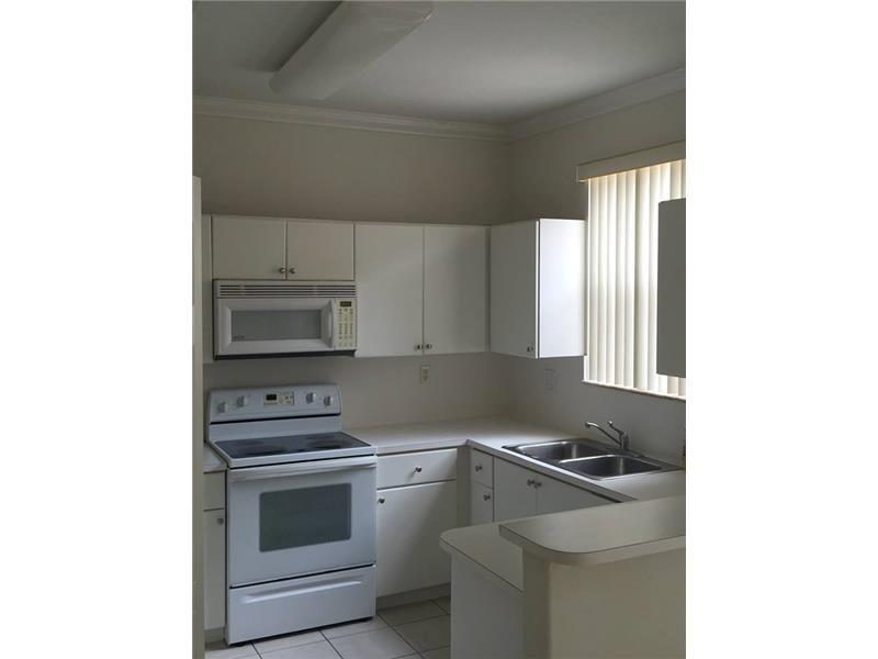 DORAL ISLES NORTH SECTION - Residential Lease