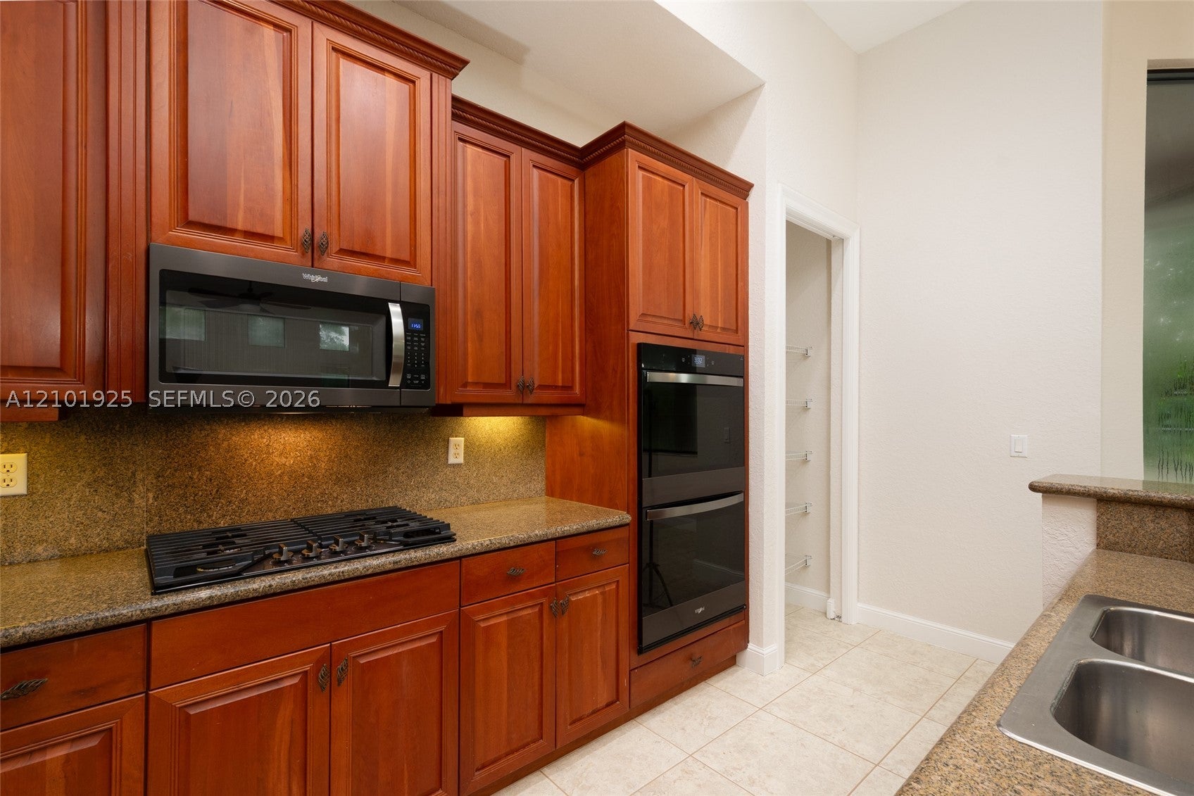 10444 Trianon Pl