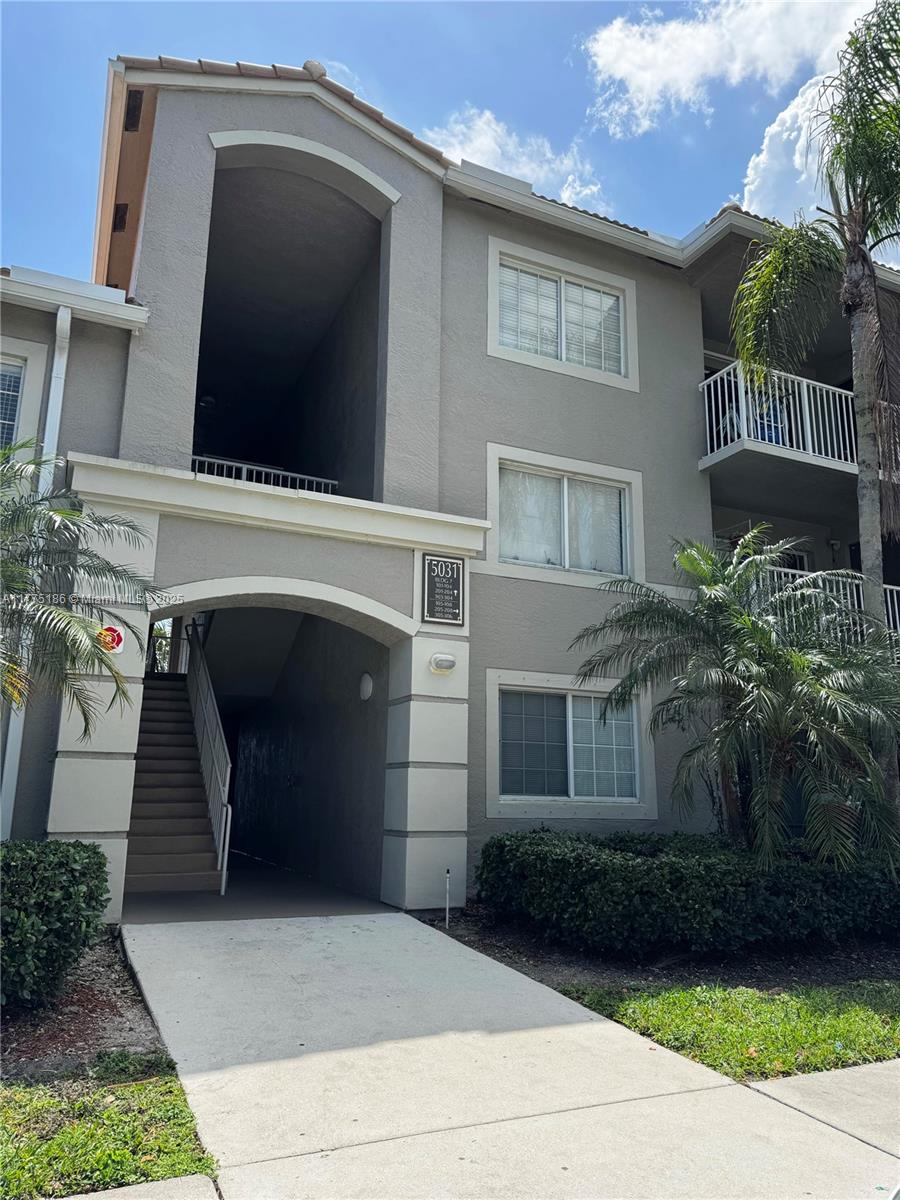 Property for Sale at 5031 Wiles Rd 202, Coconut Creek, Broward County, Florida - Bedrooms: 2 
Bathrooms: 2  - $296,000