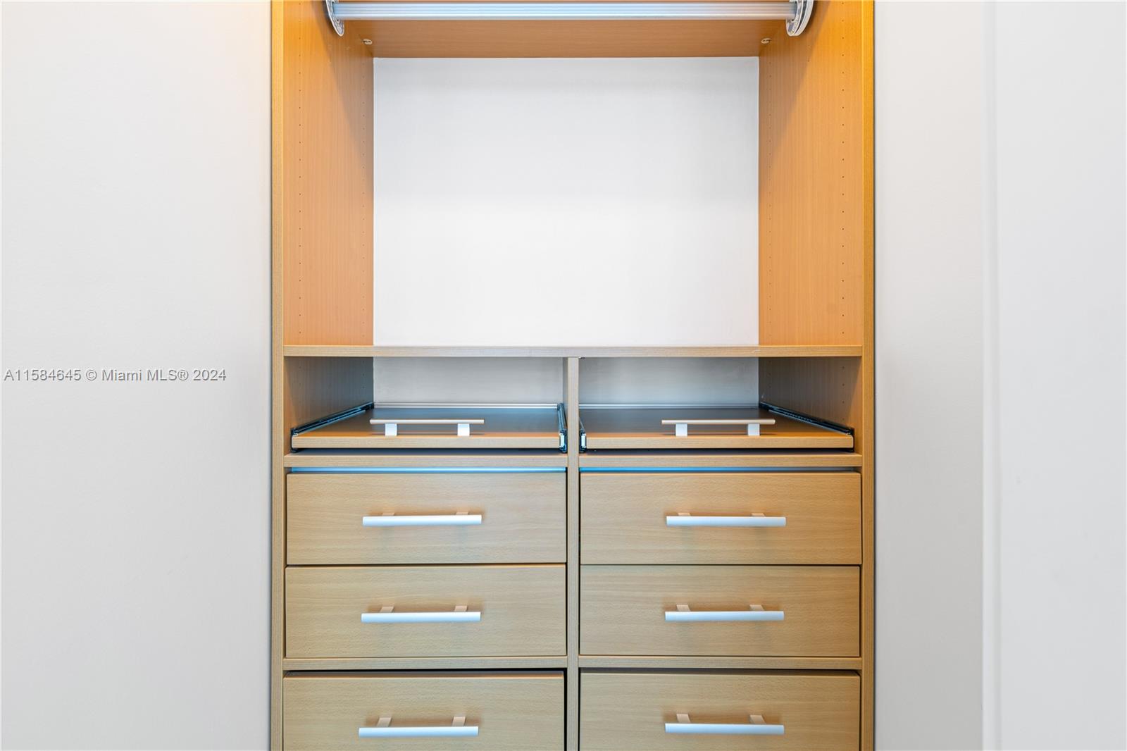 PORTOFINO TOWER CONDO - Residential