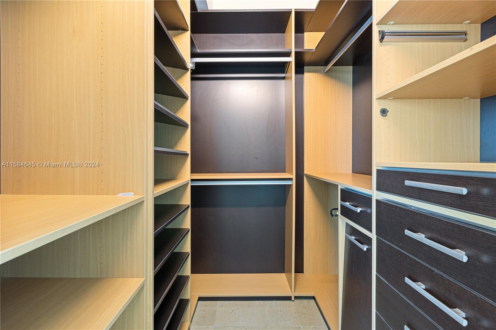 PORTOFINO TOWER CONDO - Residential