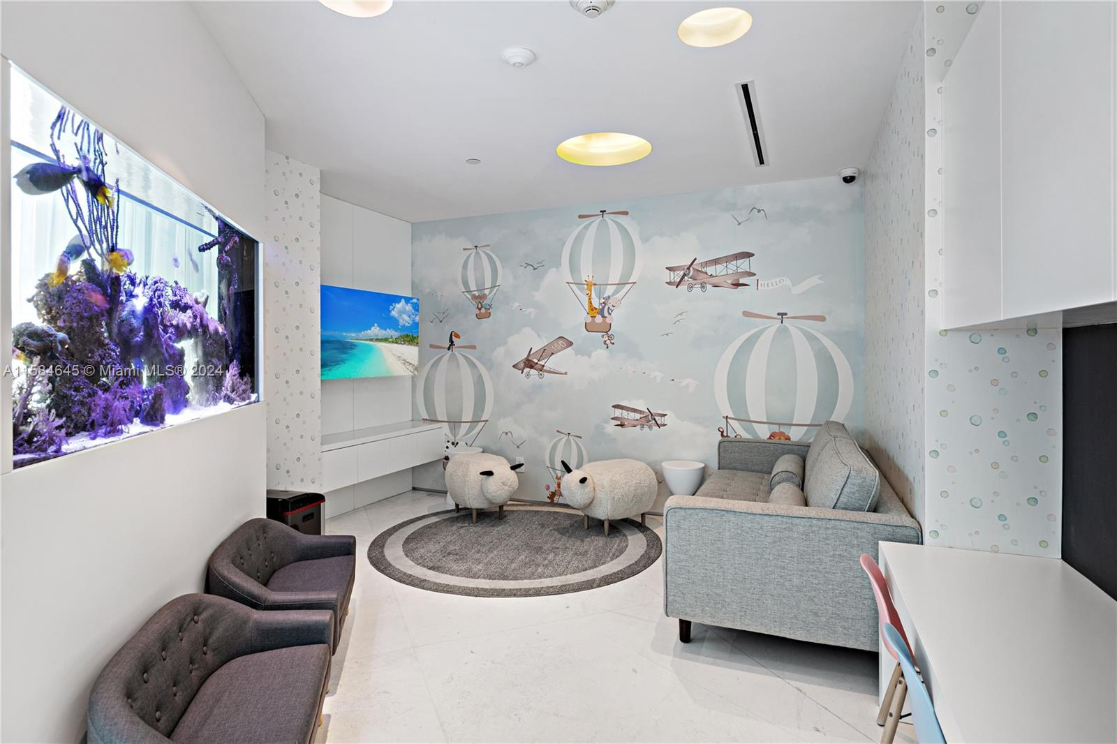 PORTOFINO TOWER CONDO - Residential