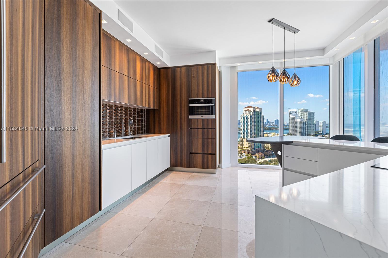 PORTOFINO TOWER CONDO - Residential