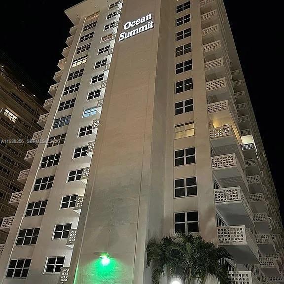 4010 Galt Ocean Dr 207