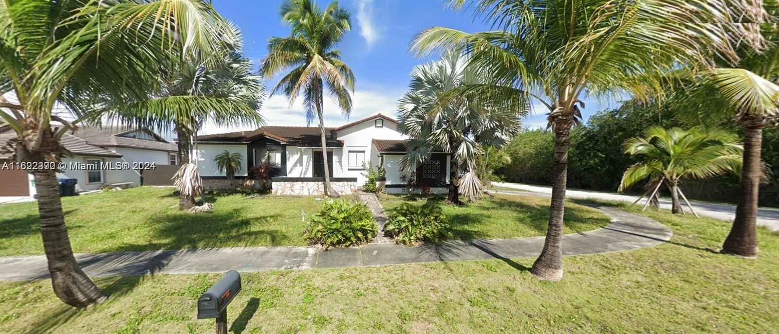 7821 Sw 197th Ter Ter, Cutler Bay, Miami-Dade County, Florida - 4 Bedrooms  
2 Bathrooms - 