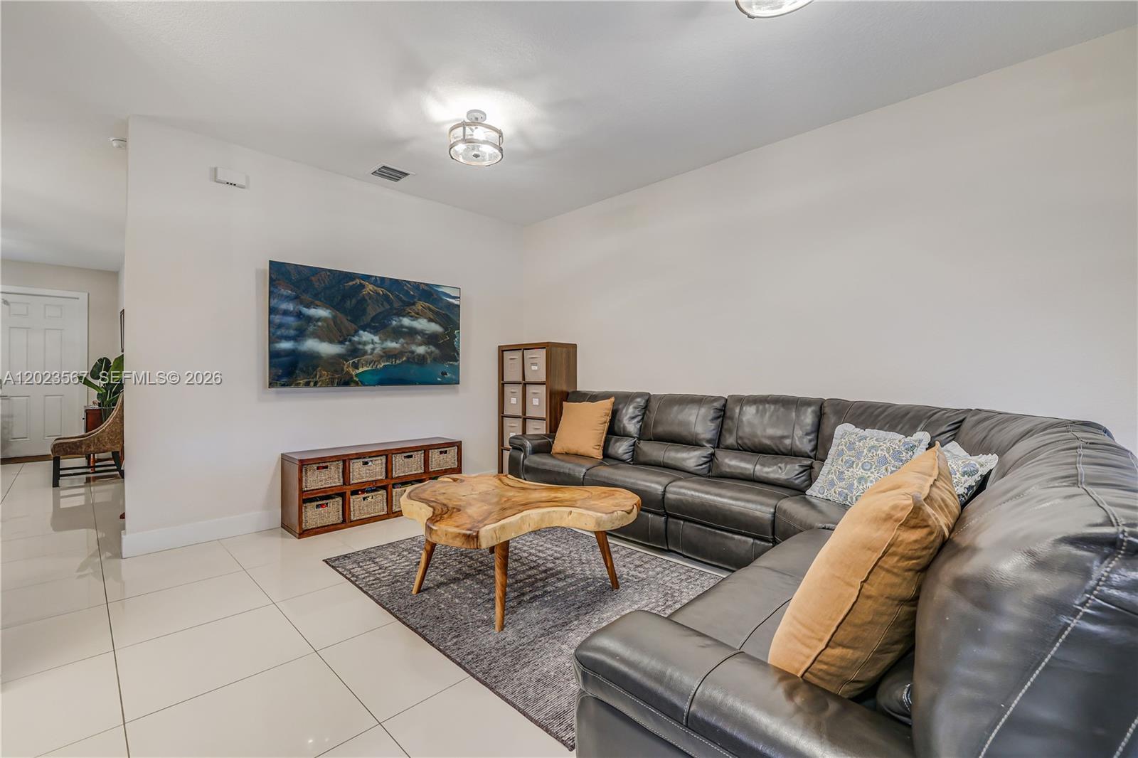 HIDDEN LAKE TOWNHOMES - Residential