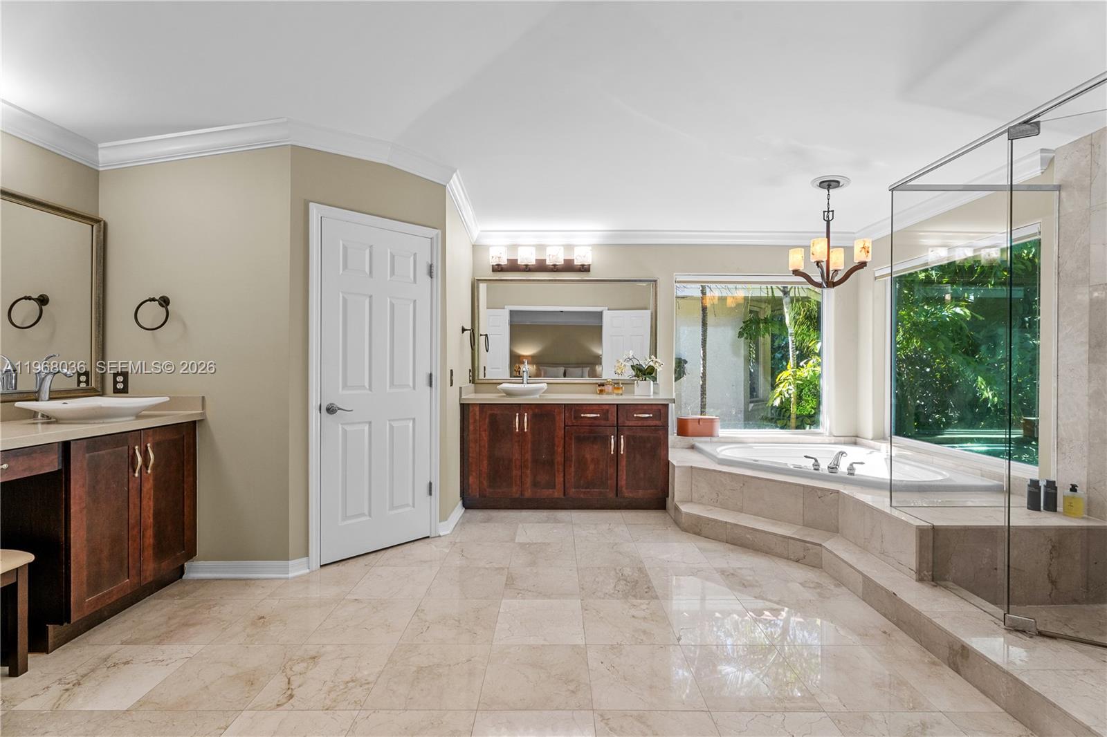 SUNSHINE VISTAS - Residential