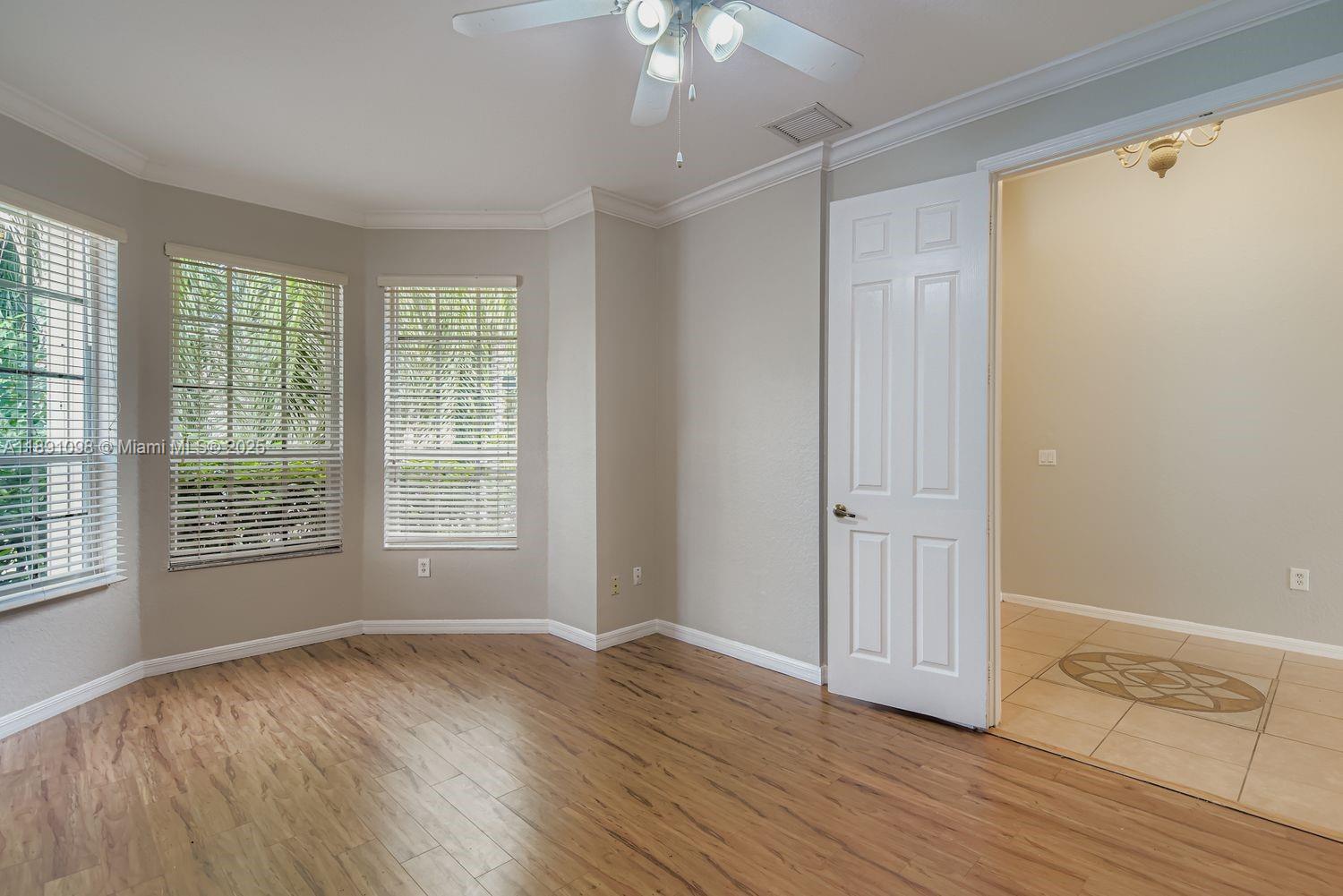 RESERVE AT HUNTINGTON 174 - Residential