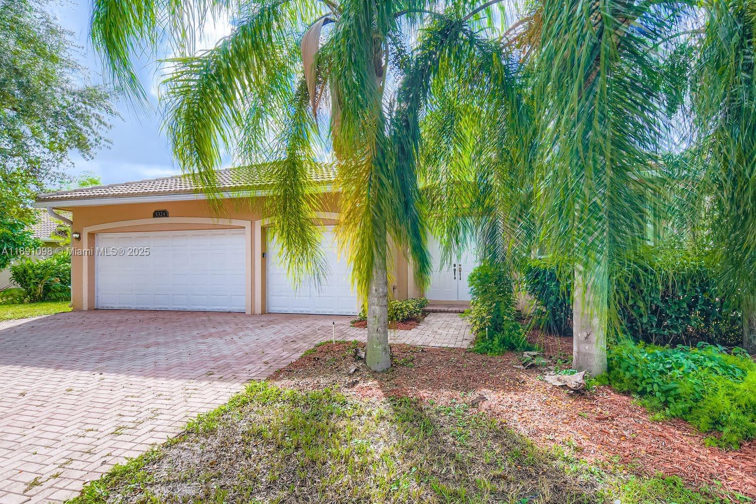 View photos, virtual tours, details... 5324 SW 148th Ave