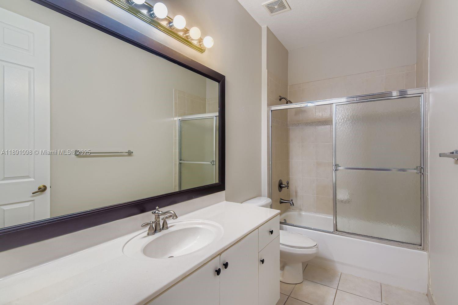 RESERVE AT HUNTINGTON 174 - Residential